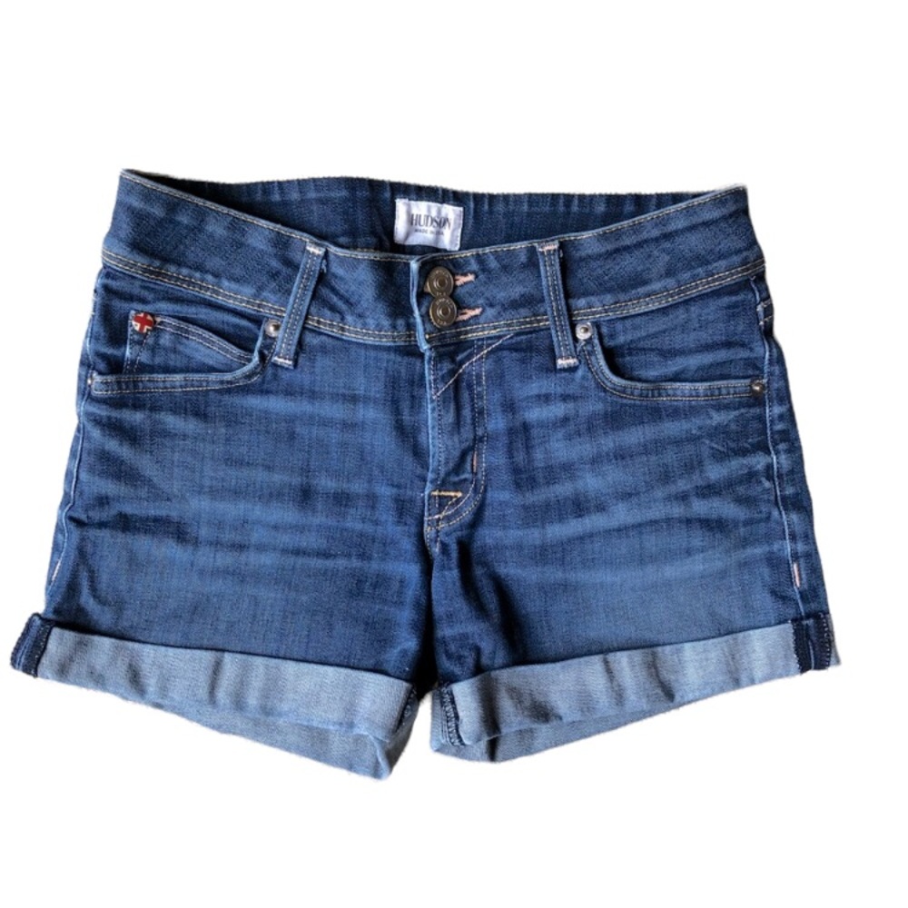 Designer cuffed jeans shorts 🎉HP🎉